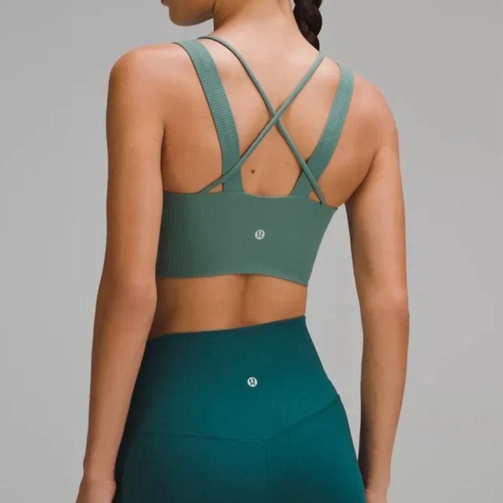 Lululemon bra